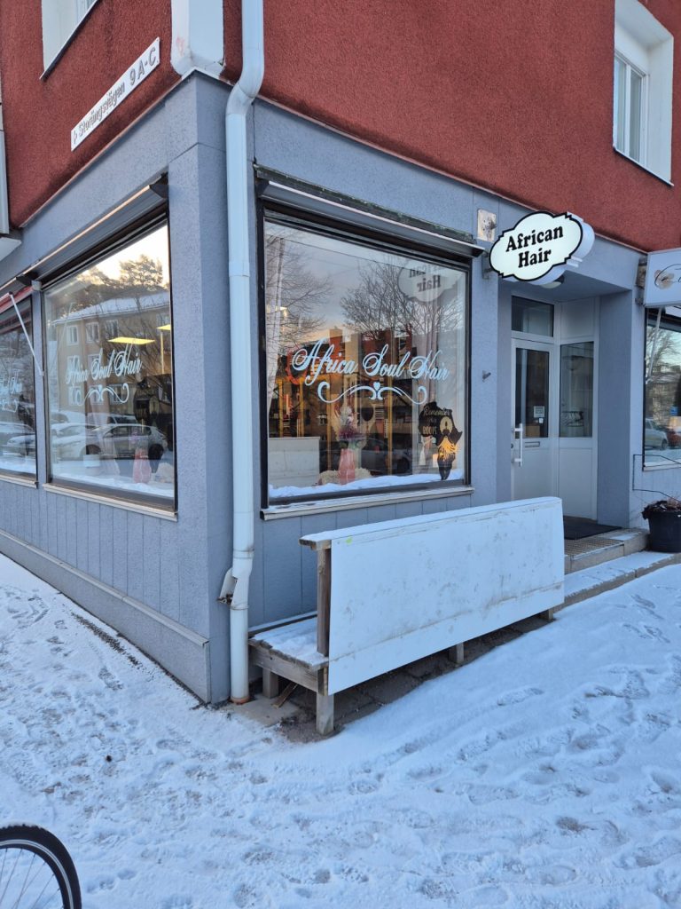african salon doorway